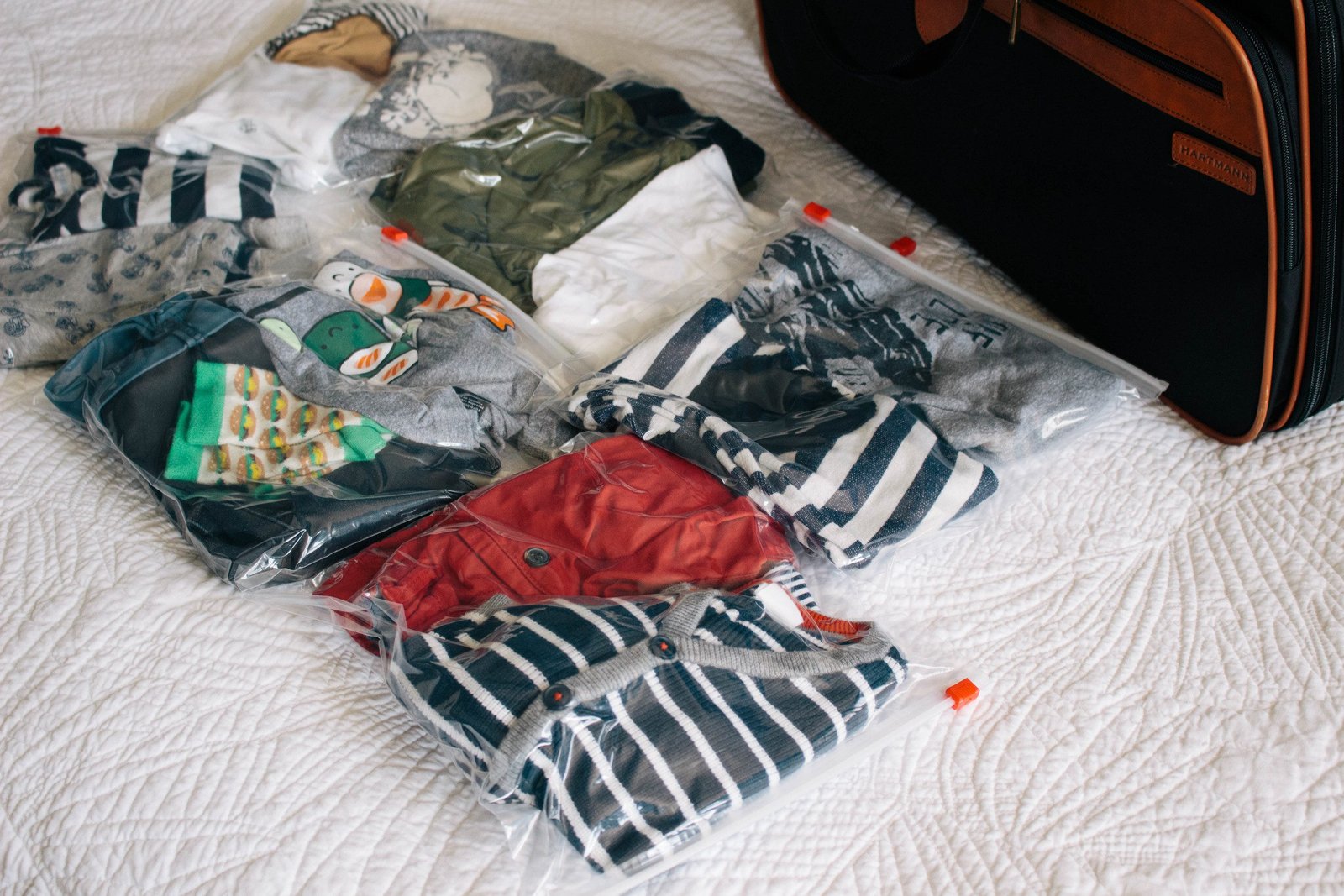 EASY TRAVEL PACKING TIPS YOU NEED TO KNOW