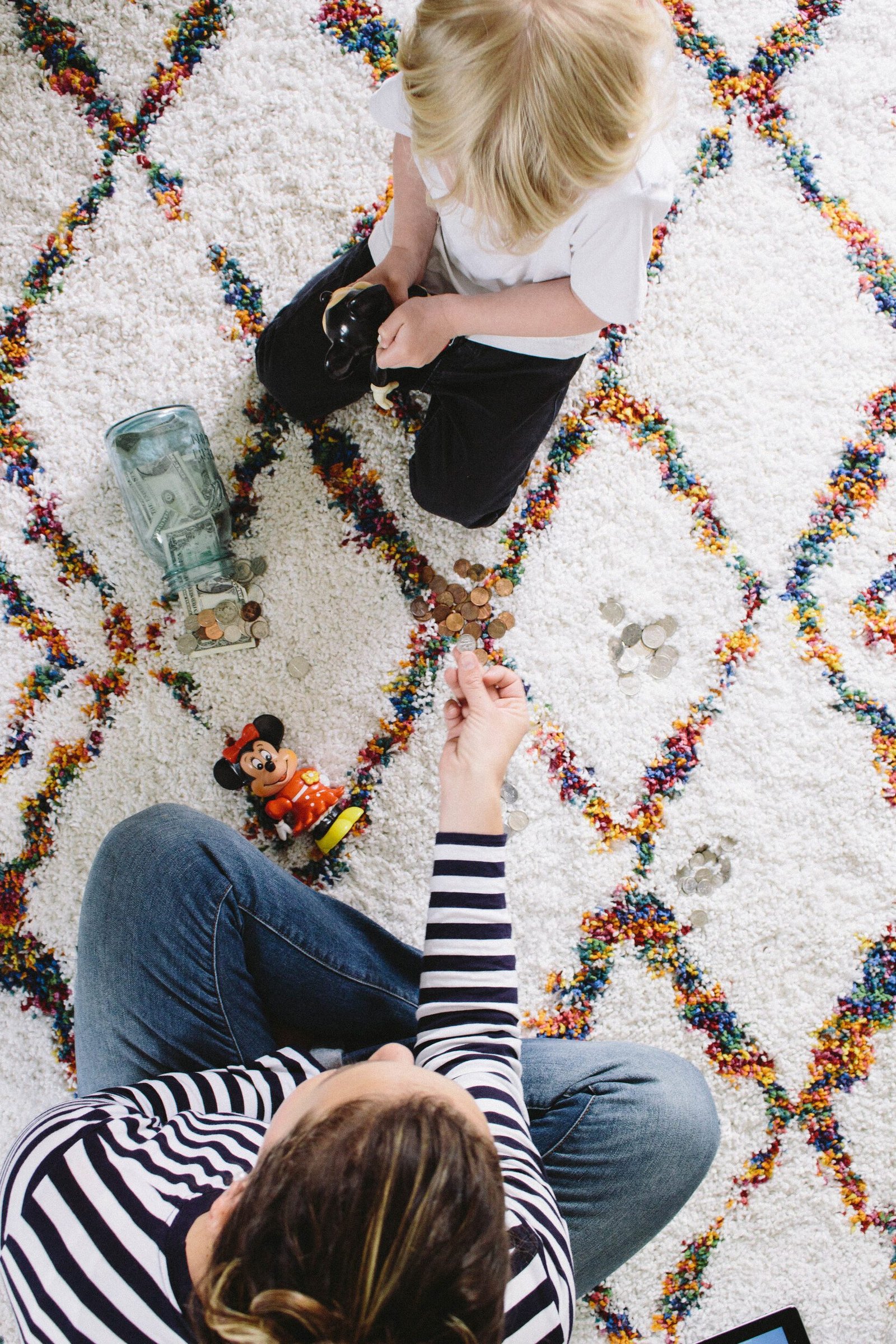 TEACHING LIFE SKILLS TO YOUR LITTLES: MONEY