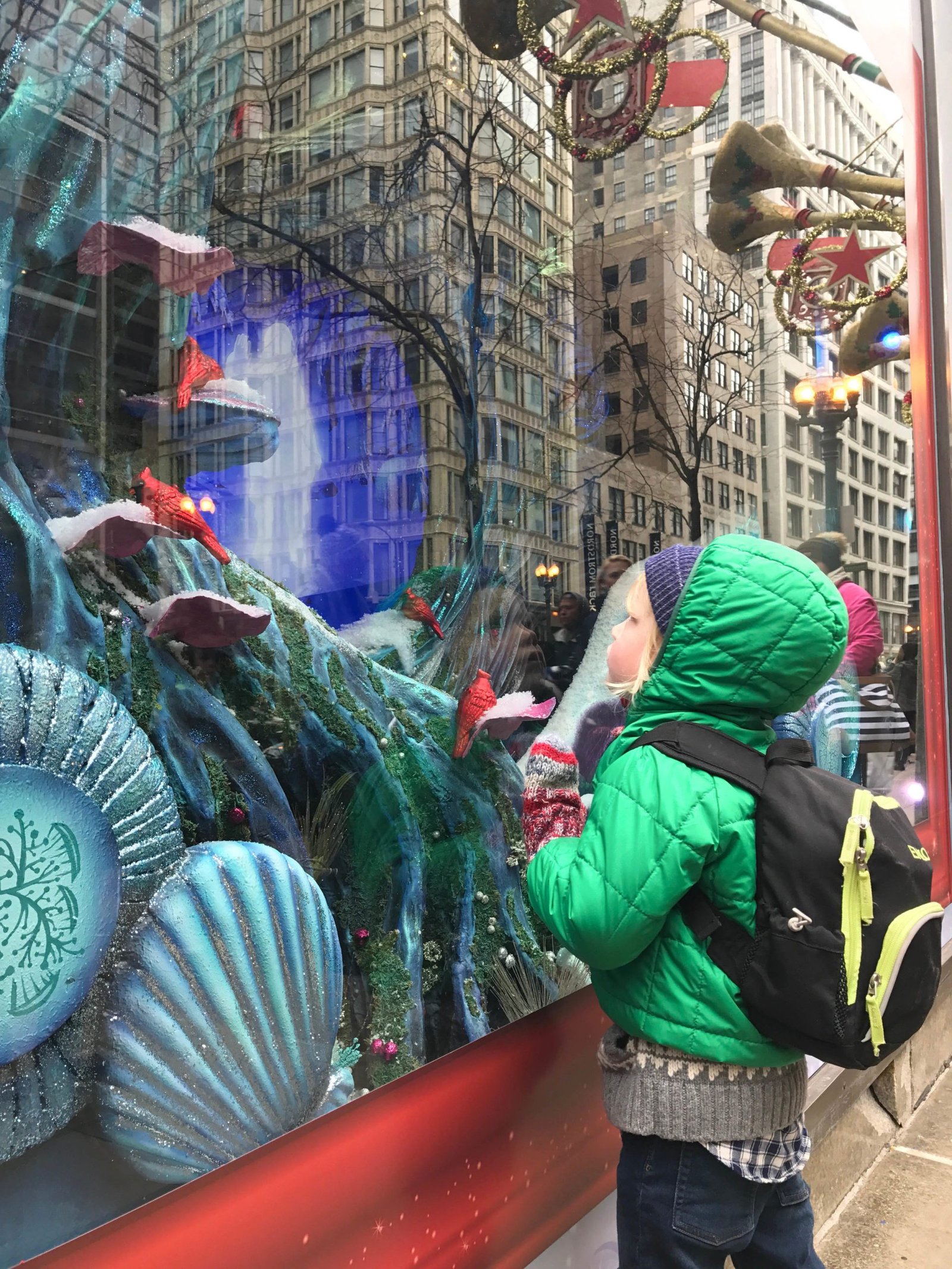 HOLIDAY TRAVEL WITH LITTLES – CHICAGO