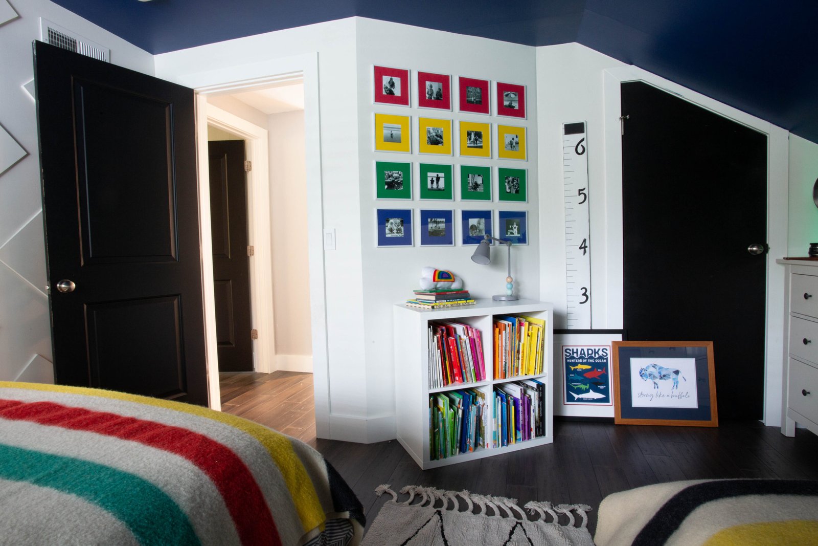 CREATE A ROOM FULL OF COLOR