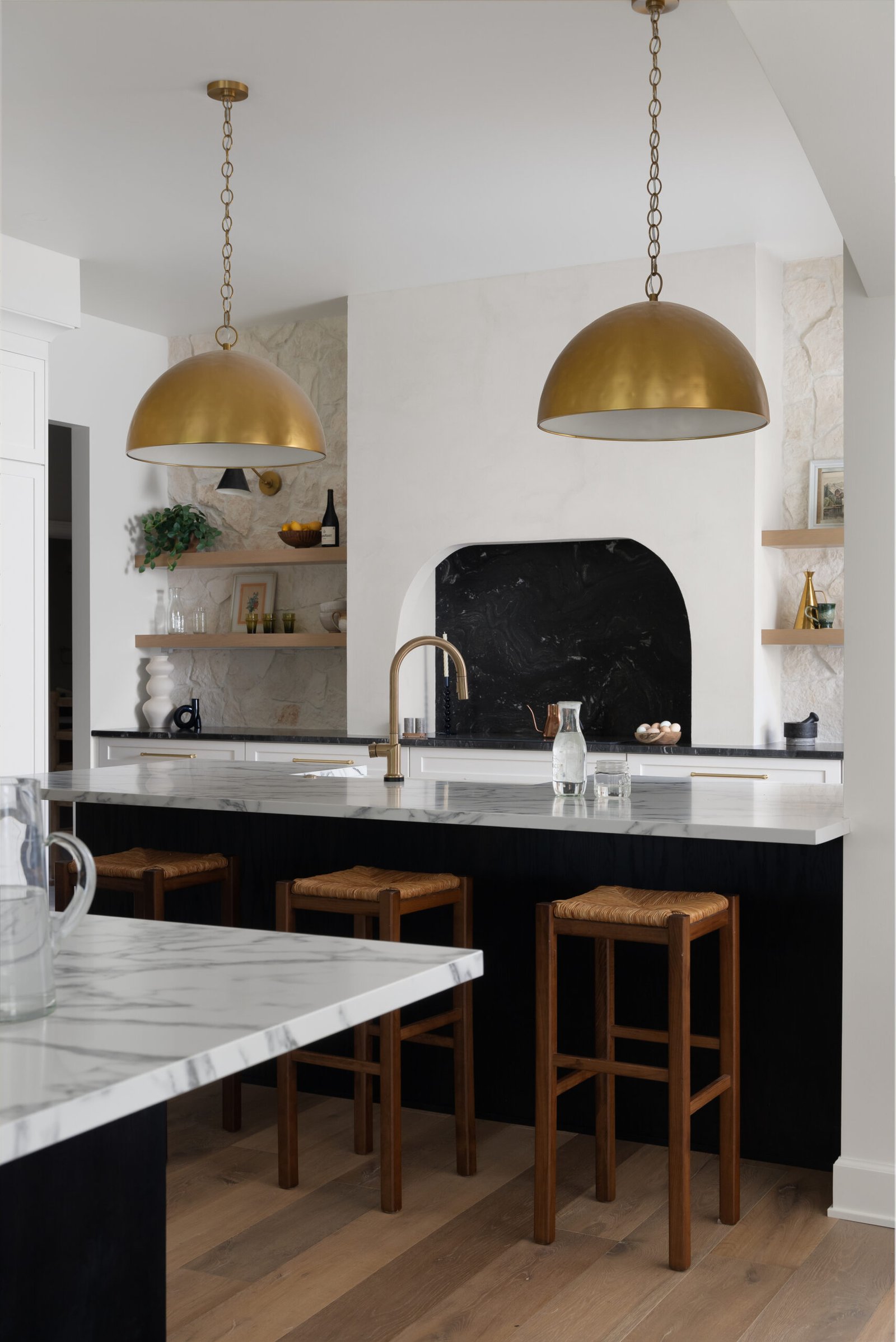The Ultimate High-End Kitchen Remodel Guide for the Top 6 Materials